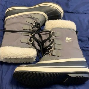 Snow Boots